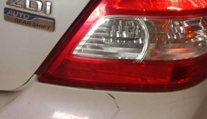 2015 Maruti Swift Dzire ZDI AMT, Diesel, Automatic, 72,642 km, Right tail light - Reverse gear light not functional