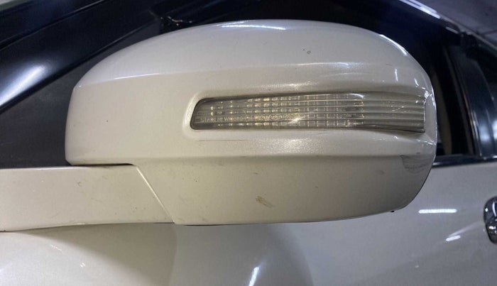 2015 Maruti Swift Dzire ZDI AMT, Diesel, Automatic, 72,642 km, Left rear-view mirror - Folding motor not working