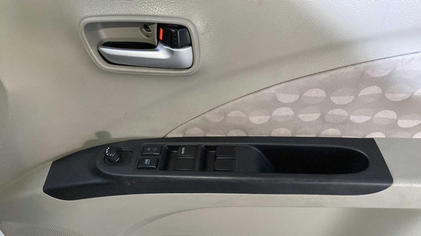 2016 Maruti Celerio ZXI AMT, Petrol, Automatic, 36,315 km, Driver Side Door Panels Control