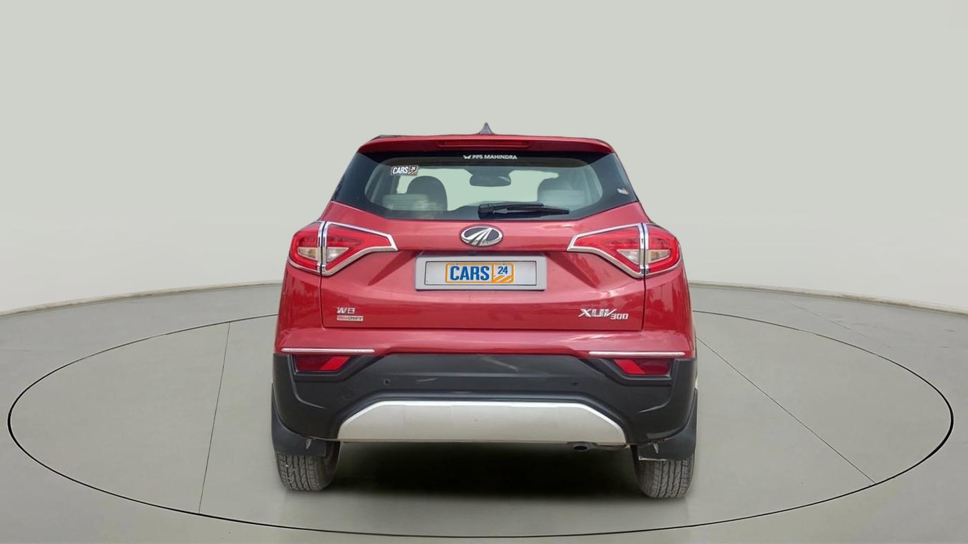 2022 Mahindra XUV300 W8 (O) 1.2 PETROL AMT, Petrol, Automatic, 10,442 km, Back/Rear