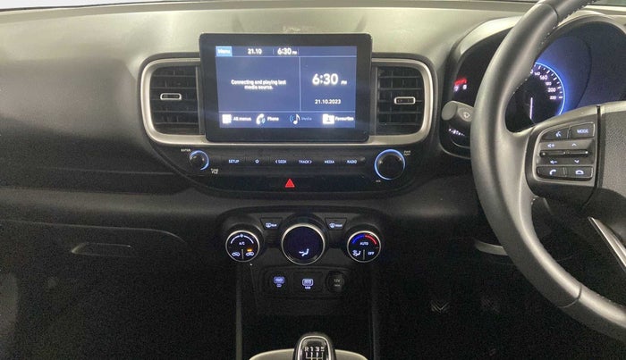 2019 Hyundai VENUE SX 1.0 TURBO, Petrol, Manual, 31,013 km, Air Conditioner