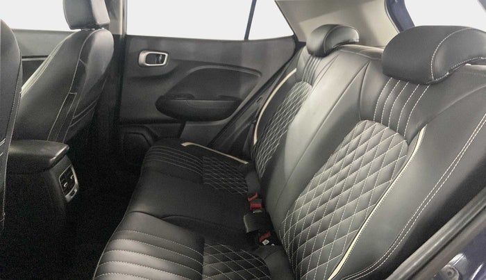2019 Hyundai VENUE SX 1.0 TURBO, Petrol, Manual, 31,013 km, Right Side Rear Door Cabin