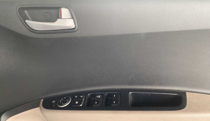 2016 Hyundai Grand i10 ASTA (O) 1.2 KAPPA VTVT, Petrol, Manual, 34,150 km, Driver Side Door Panels Control