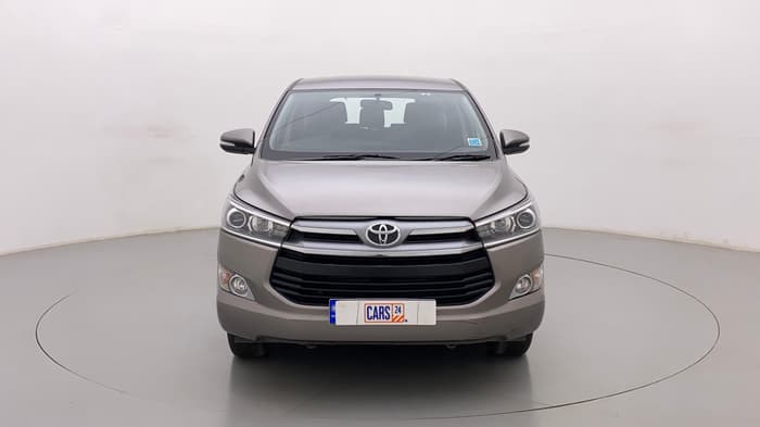 2017 Toyota Innova Crysta 2.4 VX 7 STR, Diesel, Manual, 70,096 km, Front