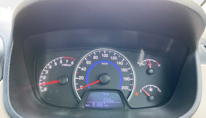 2017 Hyundai Grand i10 SPORTZ (O) 1.2 KAPPA VTVT, Petrol, Manual, 91,881 km, Odometer Image