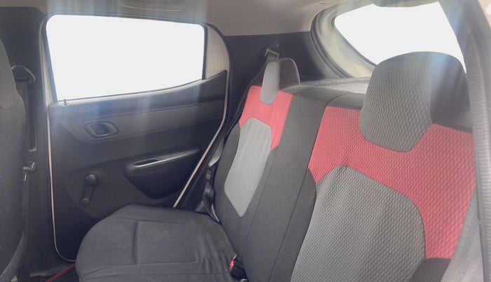 2018 Renault Kwid RXT 1.0 AMT (O), Petrol, Automatic, 54,103 km, Right Side Rear Door Cabin