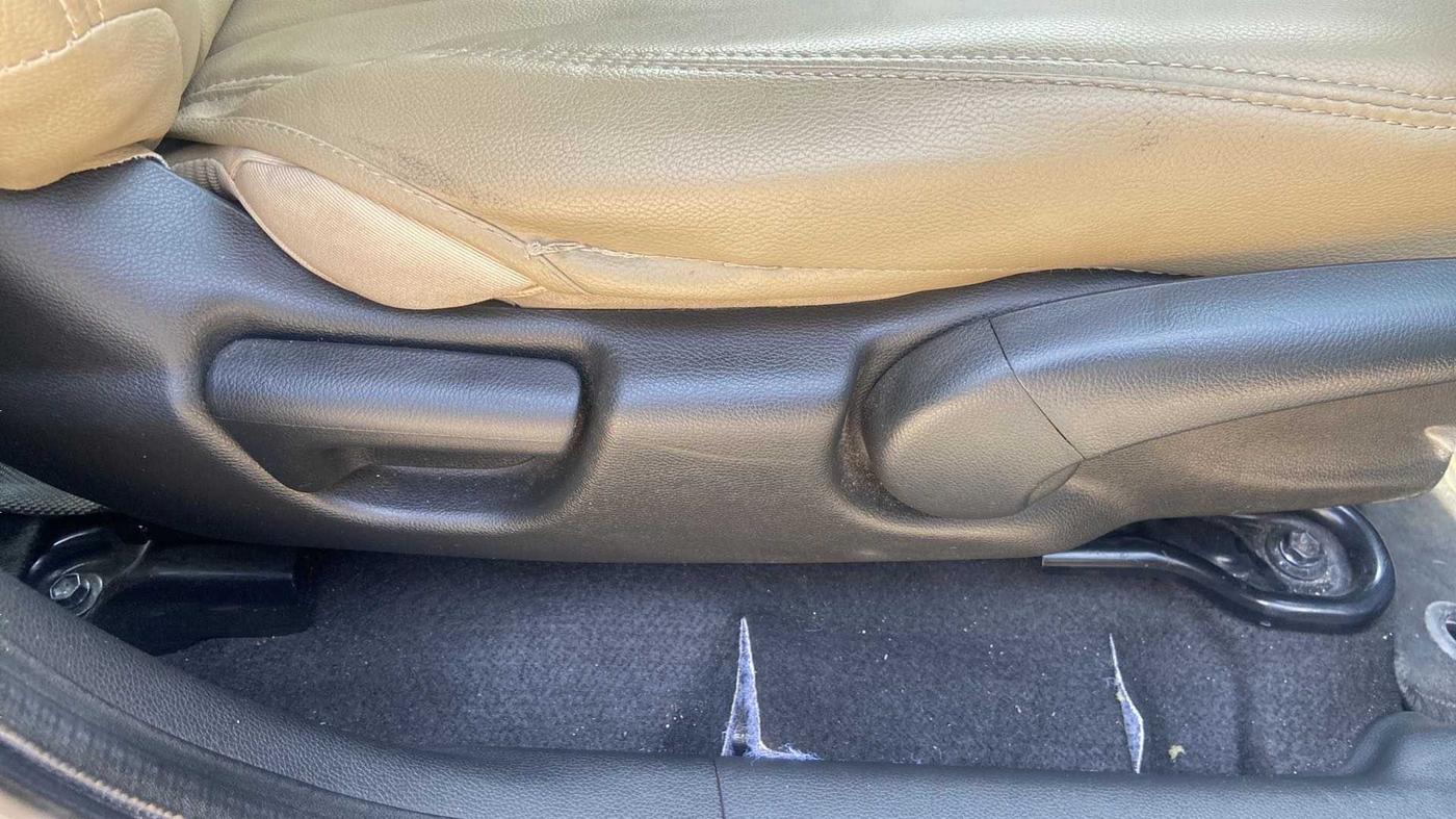 2018 Honda Jazz 1.2L I-VTEC V CVT, Petrol, Automatic, 21,456 km, Driver Side Adjustment Panel