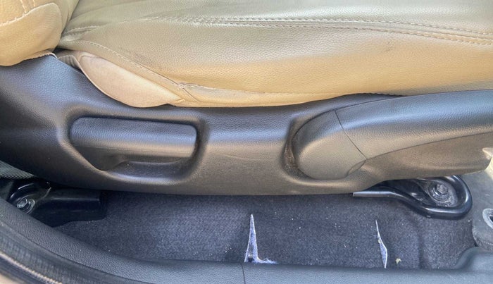 2018 Honda Jazz 1.2L I-VTEC V CVT, Petrol, Automatic, 21,456 km, Driver Side Adjustment Panel