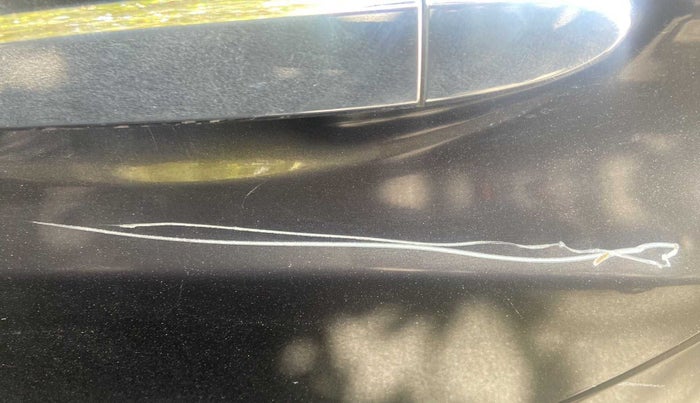 2018 Honda Jazz 1.2L I-VTEC V CVT, Petrol, Automatic, 21,456 km, Rear left door - Minor scratches
