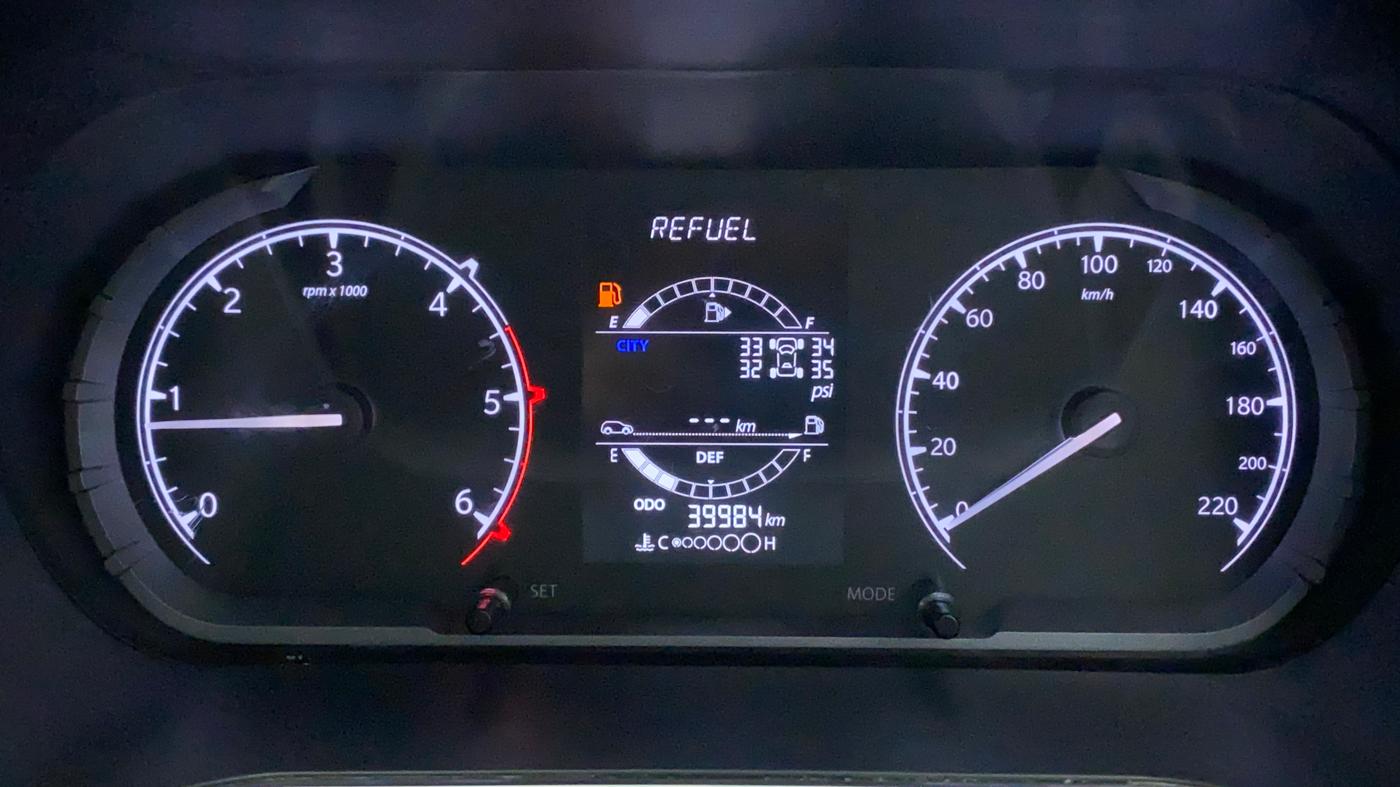 2022 Tata Safari XT PLUS, Diesel, Manual, 40,299 km, Odometer Image