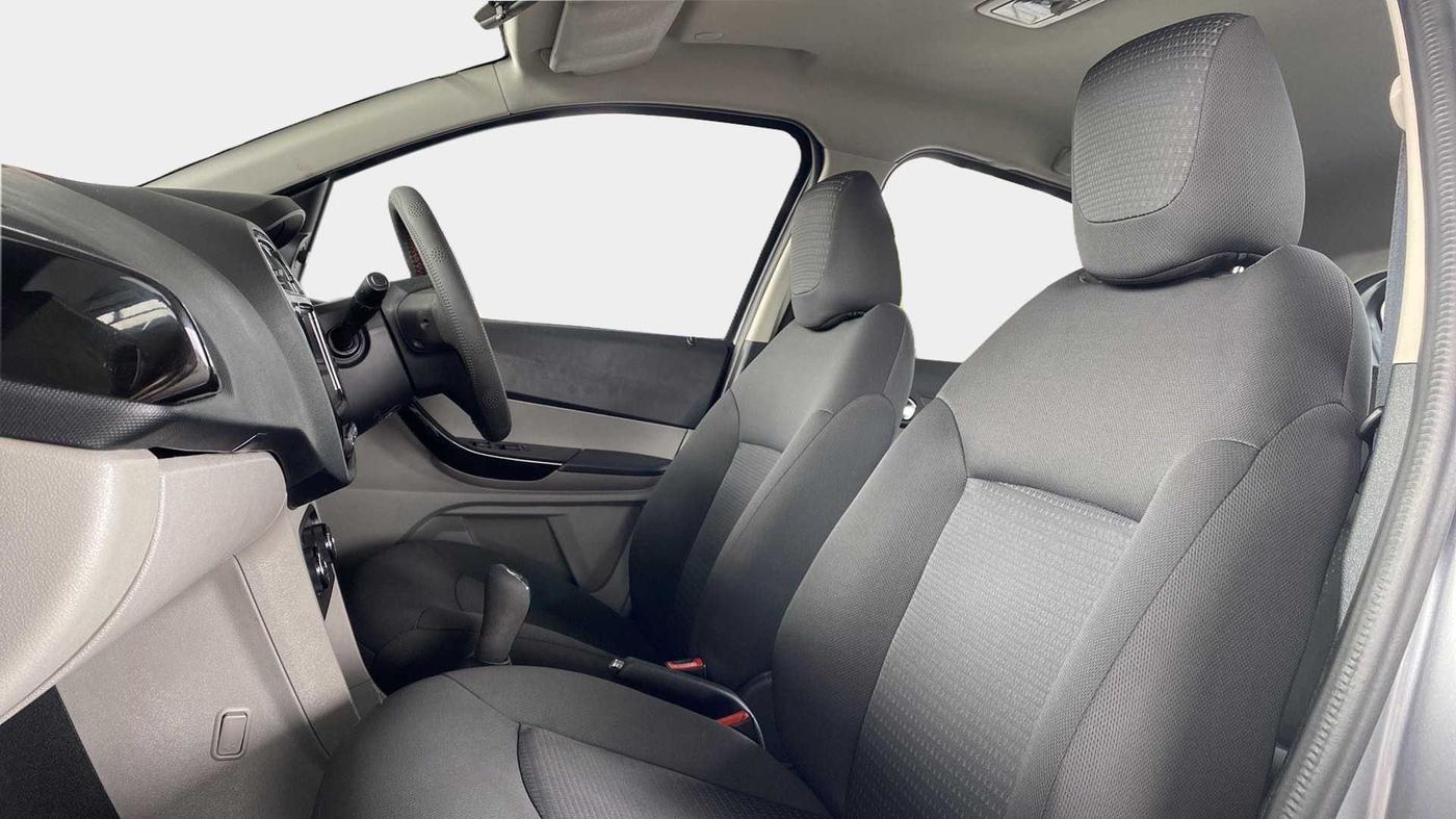 2019 Tata Tiago XZ PLUS DUAL TONE PETROL, Petrol, Manual, 94,067 km, Right Side Front Door Cabin