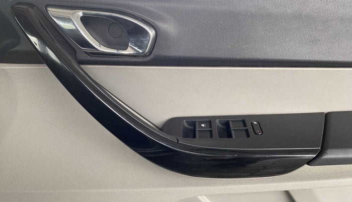 2019 Tata Tiago XZ PLUS DUAL TONE PETROL, Petrol, Manual, 94,067 km, Driver Side Door Panels Control