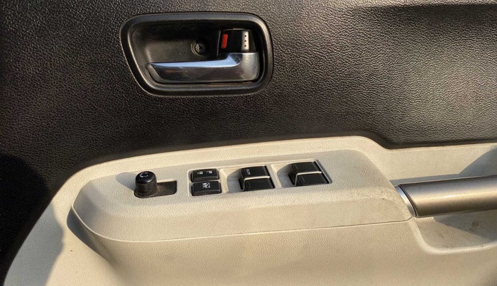 2018 Maruti IGNIS DELTA 1.2, Petrol, Manual, 92,438 km, Driver Side Door Panels Control