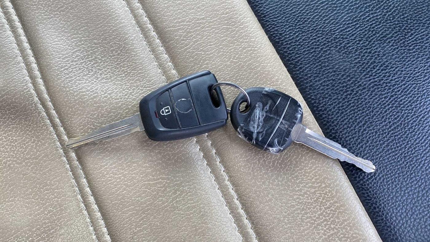 2021 Hyundai NEW SANTRO SPORTZ AMT, Petrol, Automatic, 2,649 km, Key Close Up