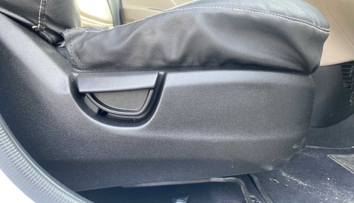 2021 Hyundai NEW SANTRO SPORTZ AMT, Petrol, Automatic, 2,649 km, Driver Side Adjustment Panel