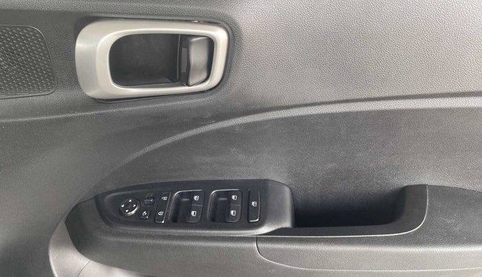 2021 Hyundai VENUE SX PLUS 1.0 TURBO DCT, Petrol, Automatic, 20,090 km, Driver Side Door Panels Control