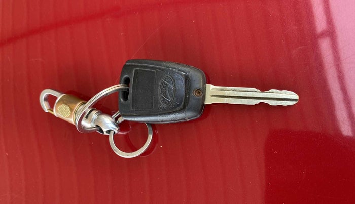 2015 Hyundai Eon SPORTZ, Petrol, Manual, 59,997 km, Key Close Up