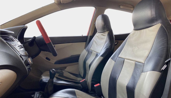 2015 Hyundai Eon SPORTZ, Petrol, Manual, 59,997 km, Right Side Front Door Cabin