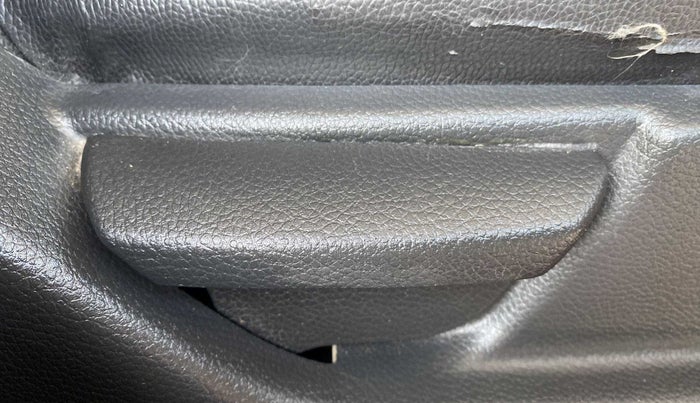 2015 Hyundai Eon SPORTZ, Petrol, Manual, 59,997 km, Driver Side Adjustment Panel