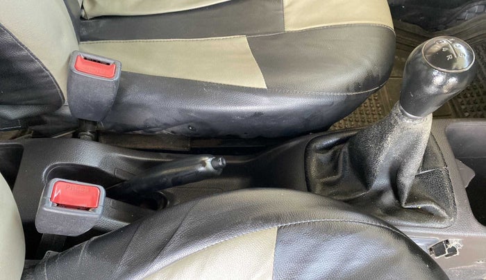 2015 Hyundai Eon SPORTZ, Petrol, Manual, 59,997 km, Gear Lever