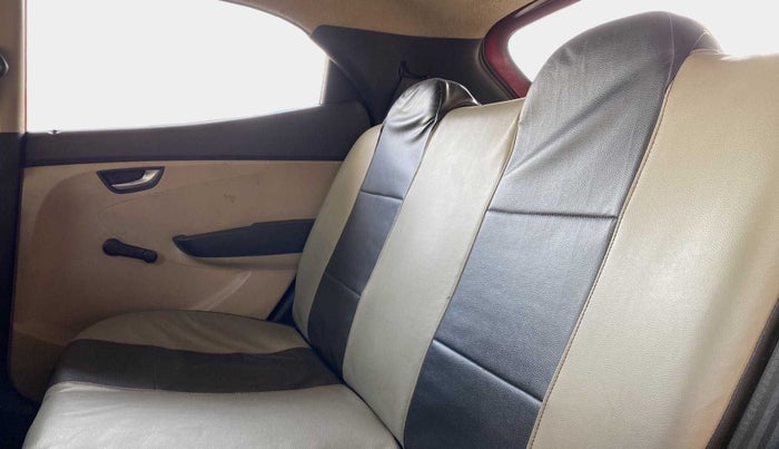 2015 Hyundai Eon SPORTZ, Petrol, Manual, 59,997 km, Right Side Rear Door Cabin