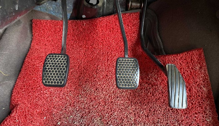 2011 Maruti Zen Estilo LXI, Petrol, Manual, 18,408 km, Pedals