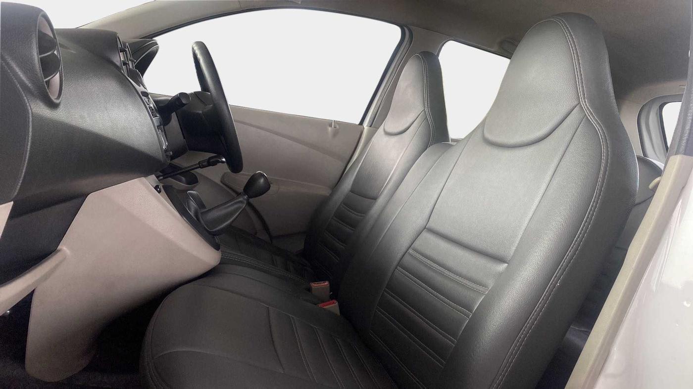 2016 Datsun Go T, Petrol, Manual, 85,777 km, Right Side Front Door Cabin
