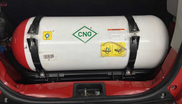 2020 Maruti S PRESSO VXI (O) CNG, CNG, Manual, 7,440 km, Dicky (Boot door) - Tool missing