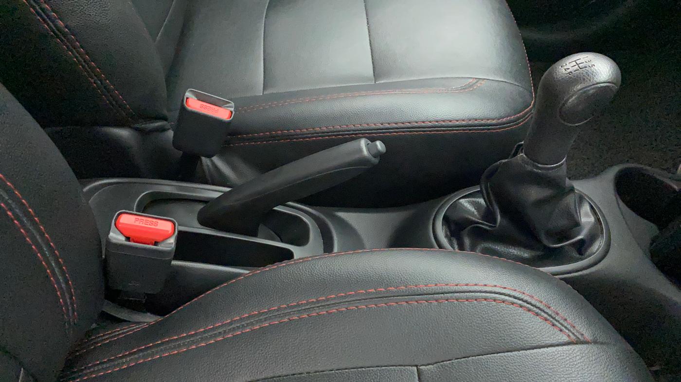 2019 Nissan Micra Active XV, Petrol, Manual, 31,812 km, Gear Lever