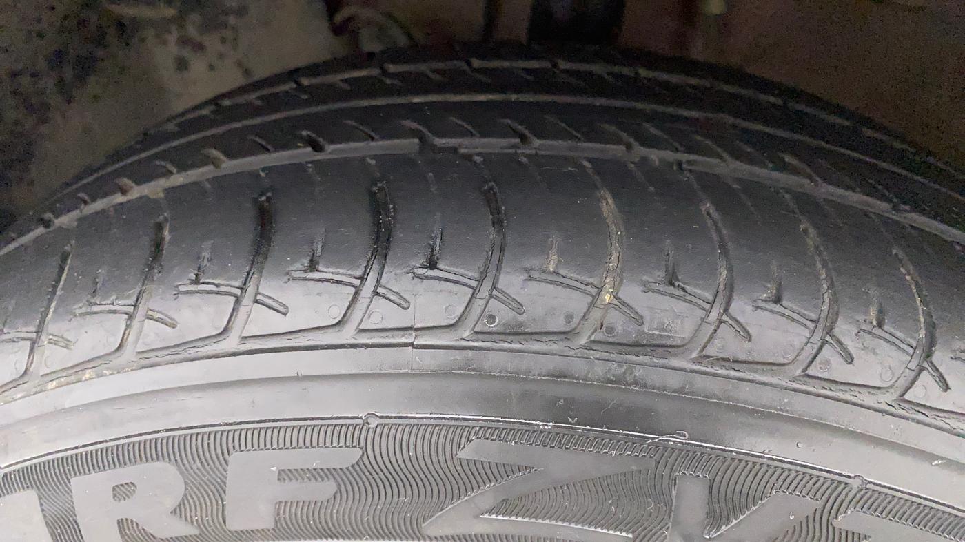 2019 Nissan Micra Active XV, Petrol, Manual, 31,812 km, Left Front Tyre Tread