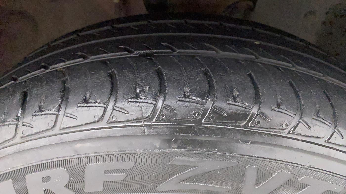 2019 Nissan Micra Active XV, Petrol, Manual, 31,812 km, Right Front Tyre Tread