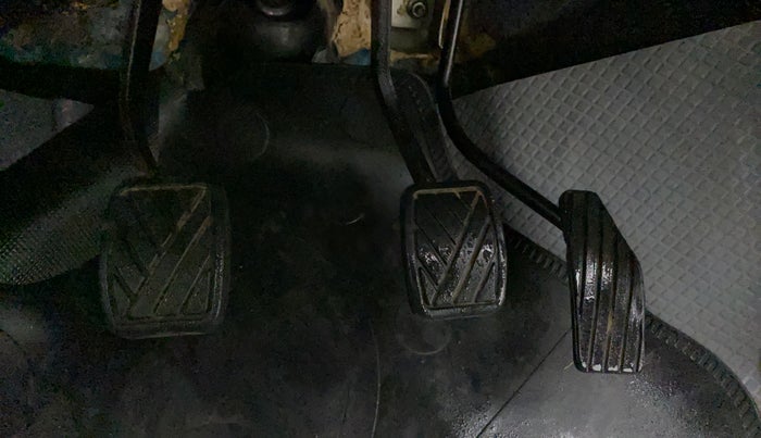 2018 Maruti Wagon R 1.0 VXI, Petrol, Manual, 24,449 km, Pedals