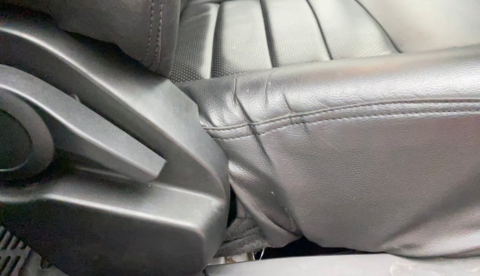 2022 Tata ALTROZ XE PLUS DIESEL, Diesel, Manual, 5,825 km, Driver Side Adjustment Panel
