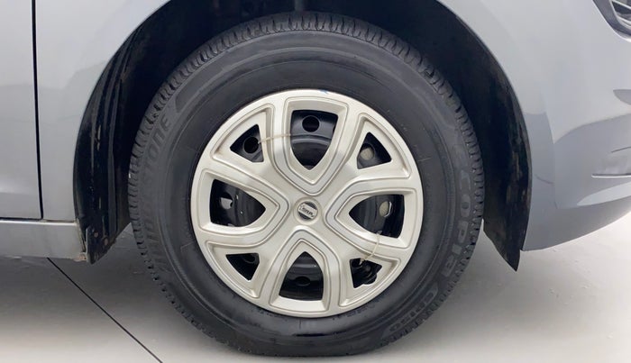 2022 Tata ALTROZ XE PLUS DIESEL, Diesel, Manual, 5,825 km, Right Front Wheel