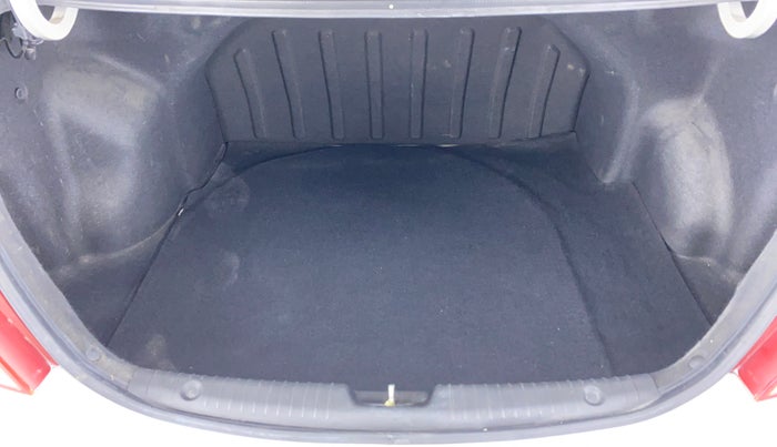 2014 Hyundai Verna FLUIDIC 1.4 EX CRDI, Diesel, Manual, 57,555 km, Boot Inside