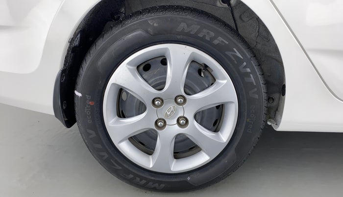 2014 Hyundai Verna FLUIDIC 1.4 EX CRDI, Diesel, Manual, 57,555 km, Right Rear Wheel