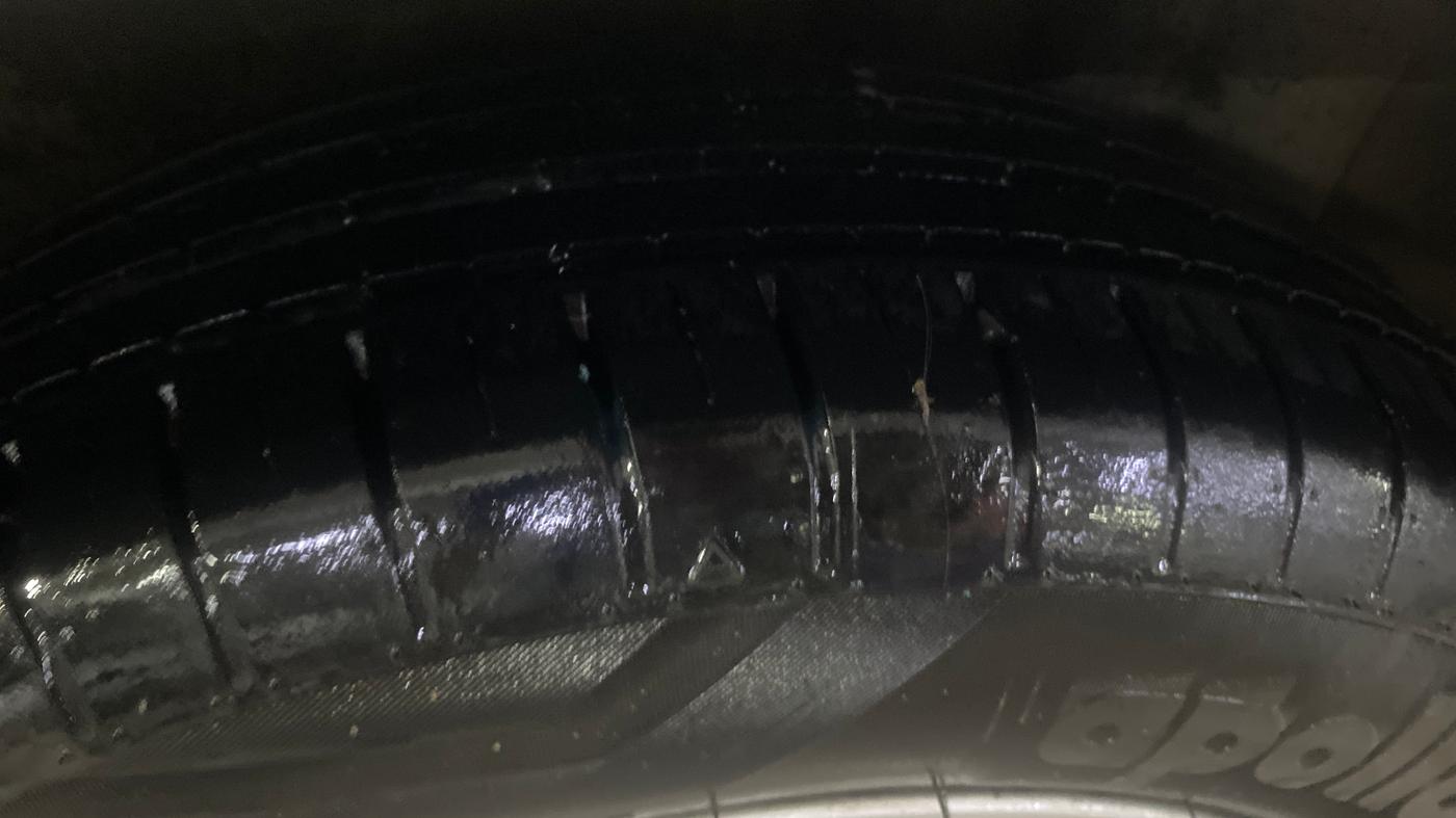 2016 Maruti Swift Dzire ZXI, Petrol, Manual, 28,191 km, Left Rear Tyre Tread