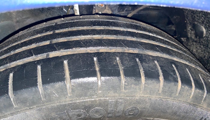 2017 Maruti Baleno ALPHA PETROL 1.2, Petrol, Manual, 68,698 km, Right Front Tyre Tread