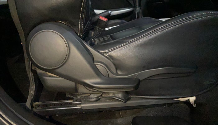 2017 Maruti Baleno ALPHA PETROL 1.2, Petrol, Manual, 68,698 km, Driver Side Adjustment Panel