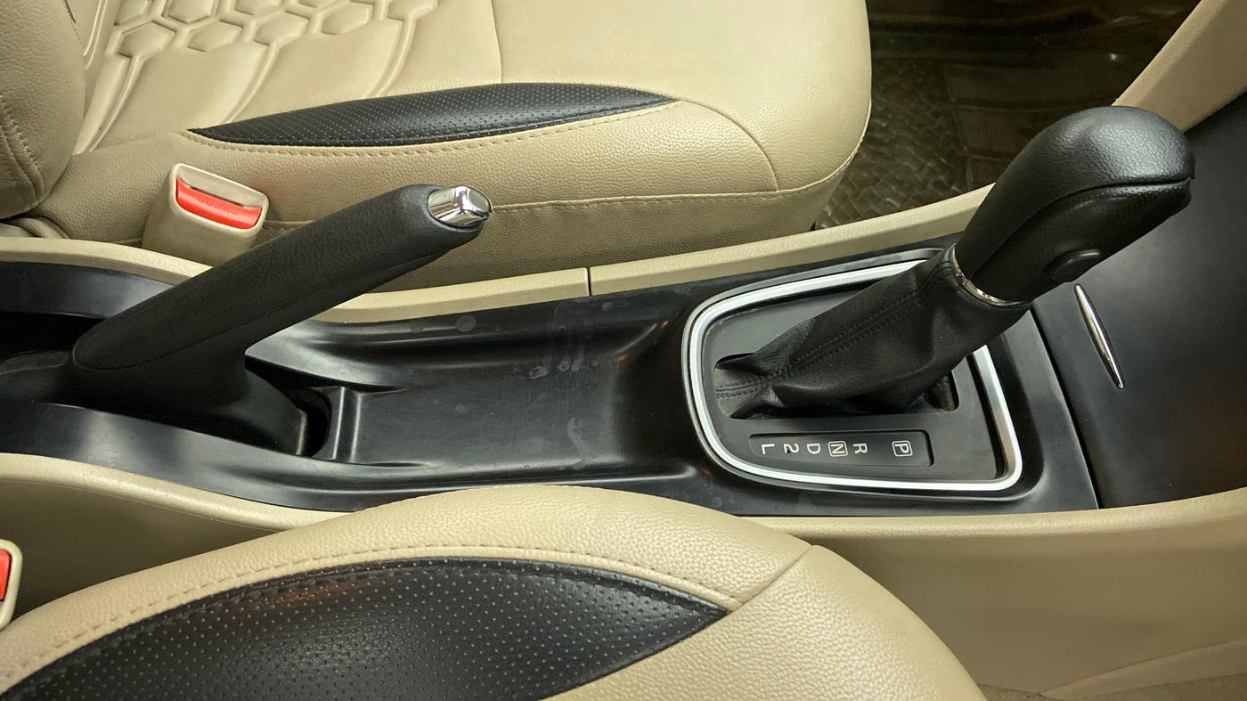 2017 Maruti Ciaz DELTA 1.4 AT PETROL, Petrol, Automatic, 45,176 km, Gear Lever