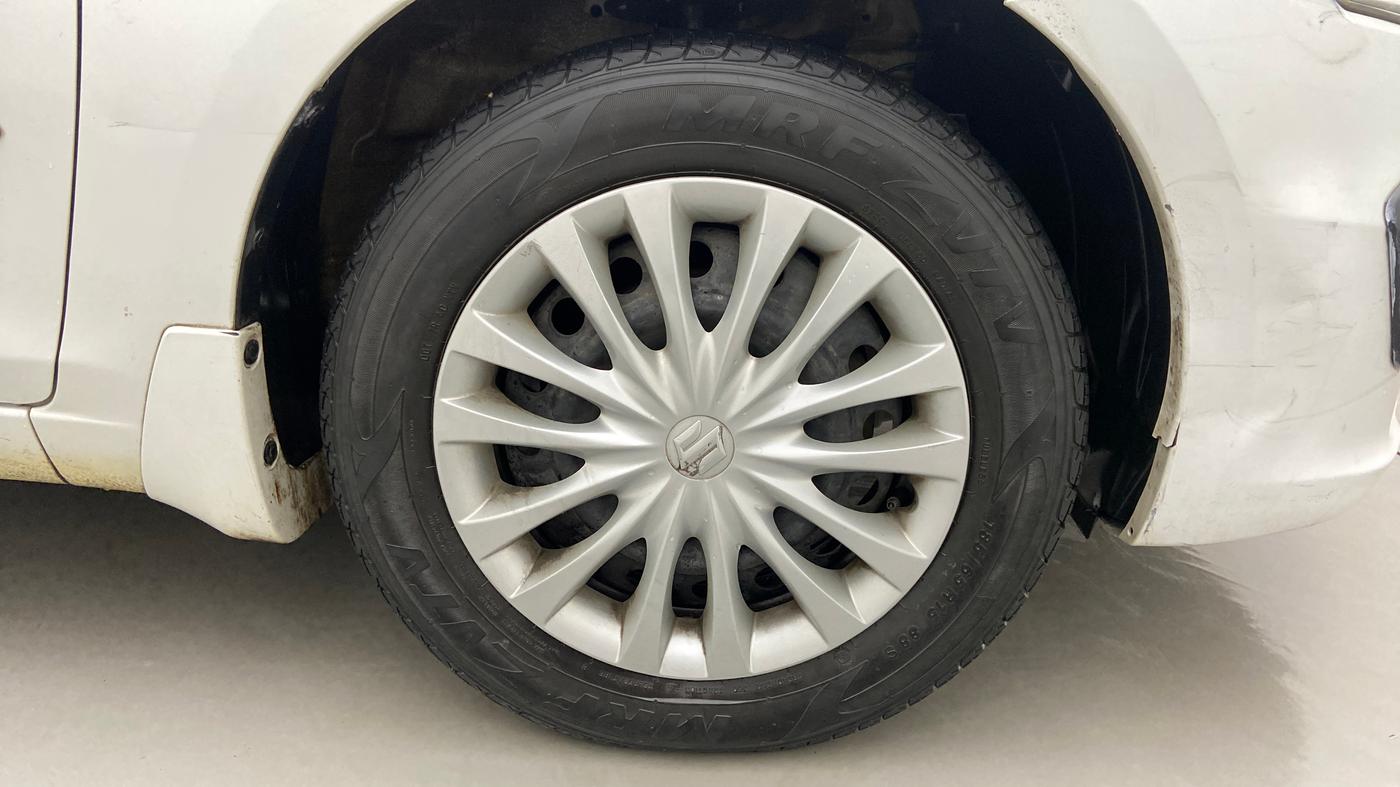 2017 Maruti Ciaz DELTA 1.4 AT PETROL, Petrol, Automatic, 45,176 km, Right Front Wheel