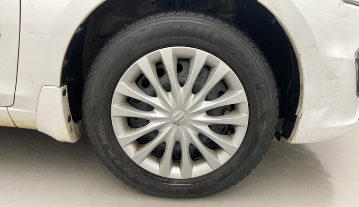 2017 Maruti Ciaz DELTA 1.4 AT PETROL, Petrol, Automatic, 45,176 km, Right Front Wheel