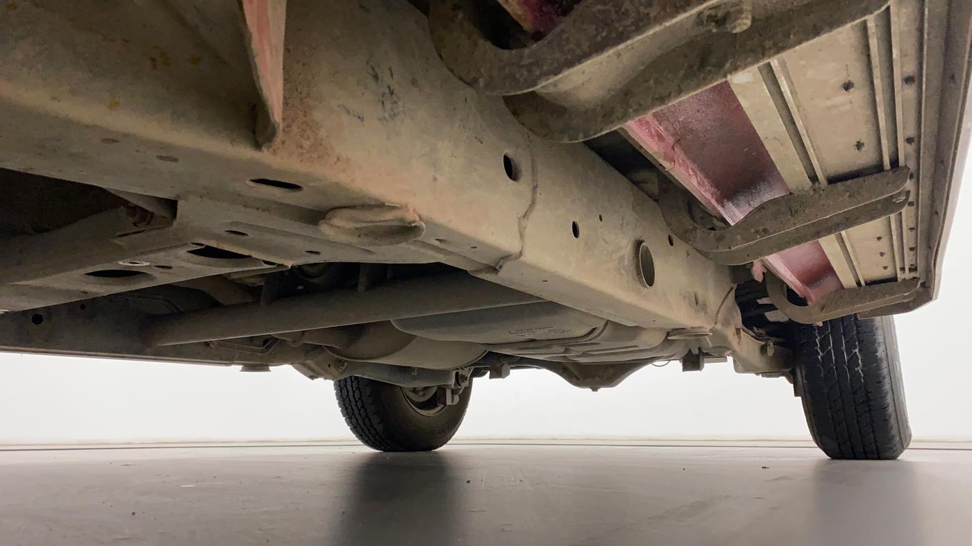 2018 Mahindra TUV300 T6 PLUS, Diesel, Manual, 1,19,655 km, Right Side Underbody
