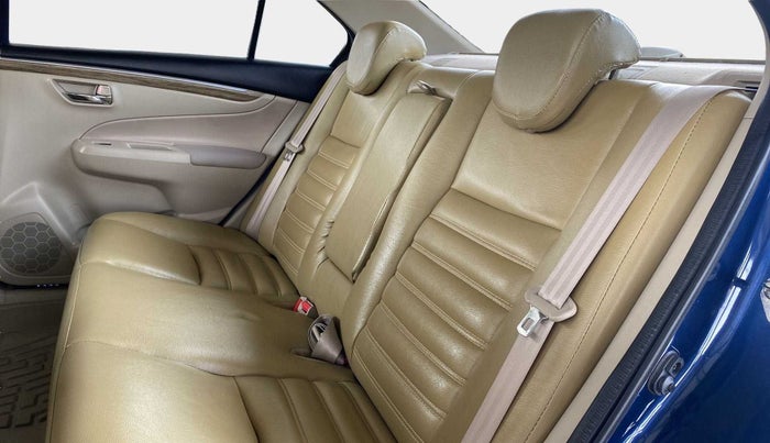 2021 Maruti Ciaz ZETA 1.5 SHVS MT PETROL, Petrol, Manual, 42,189 km, Right Side Rear Door Cabin