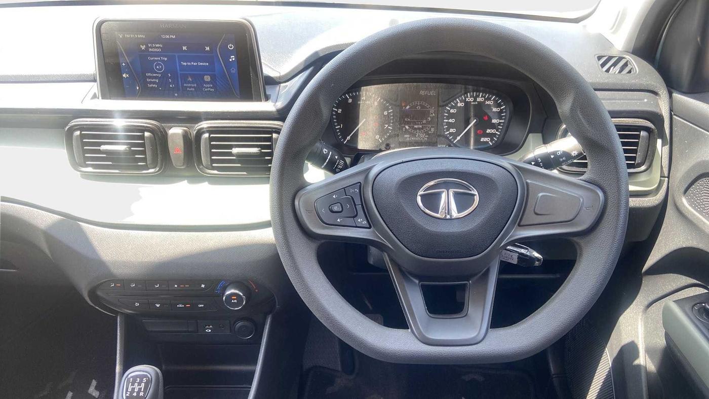 2023 Tata PUNCH ADVENTURE MT, Petrol, Manual, 2,771 km, Steering Wheel Close Up