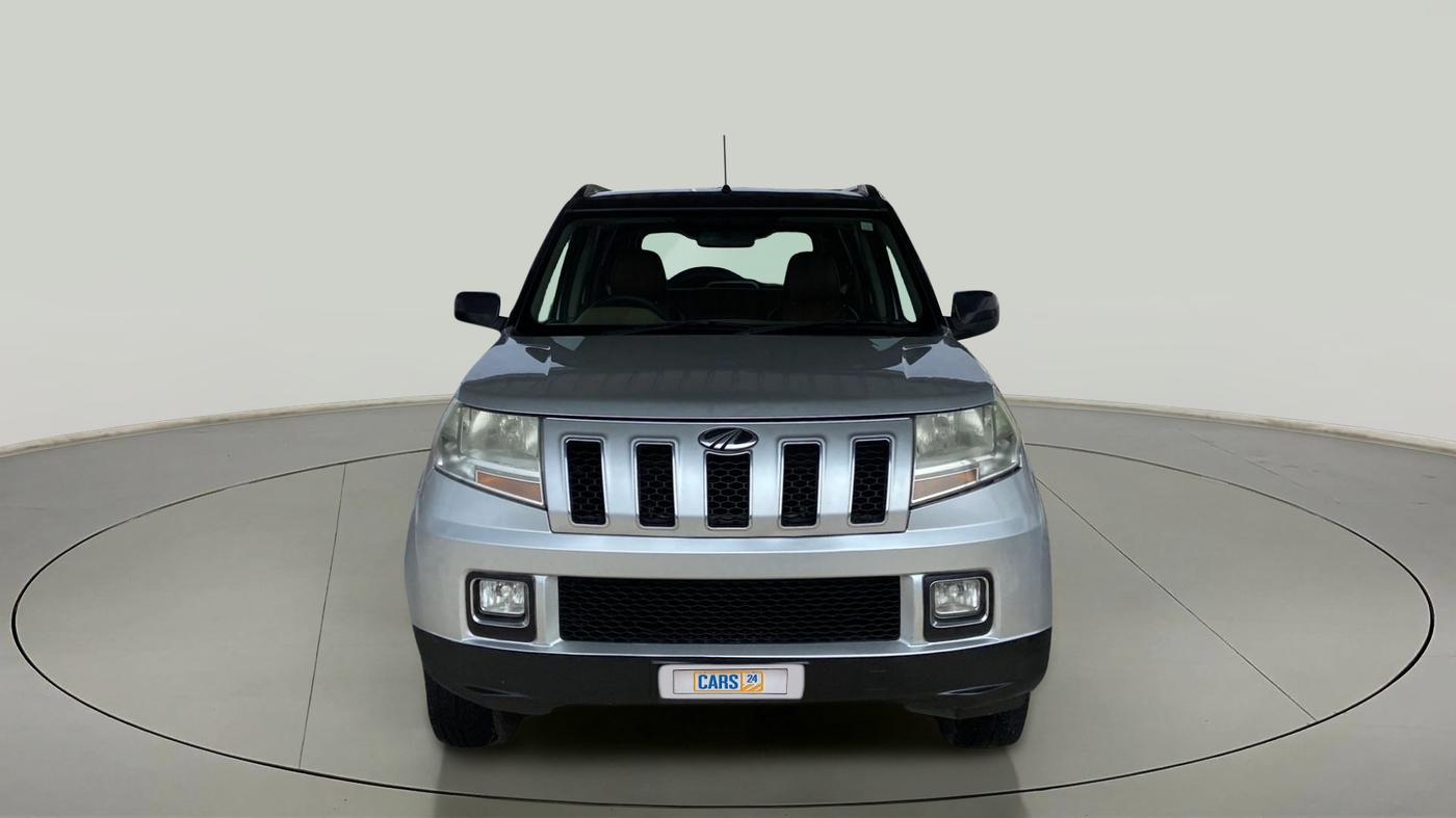2017 Mahindra TUV300 T8 DUAL TONE, Diesel, Manual, 83,328 km, Front