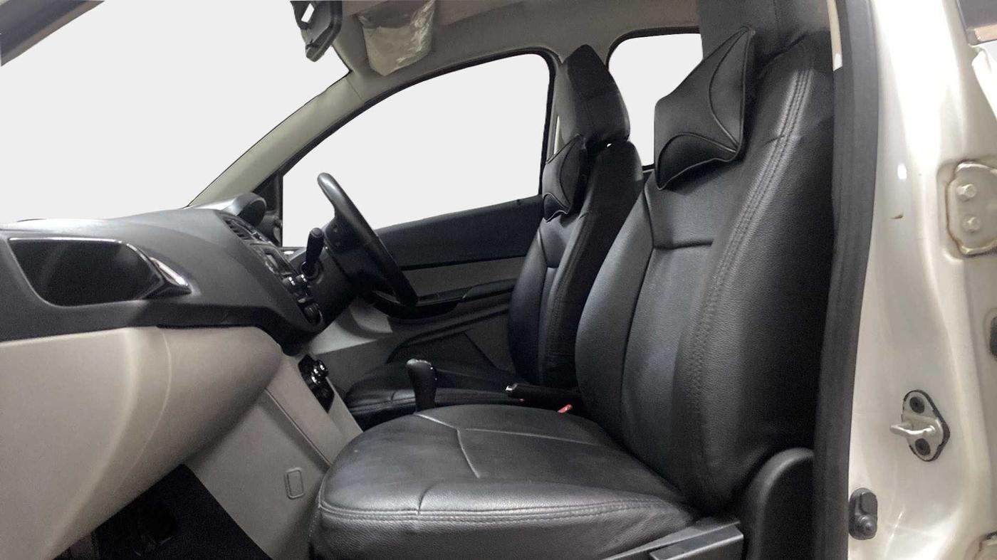 2018 Tata Tiago XZ PETROL, Petrol, Manual, 24,941 km, Right Side Front Door Cabin
