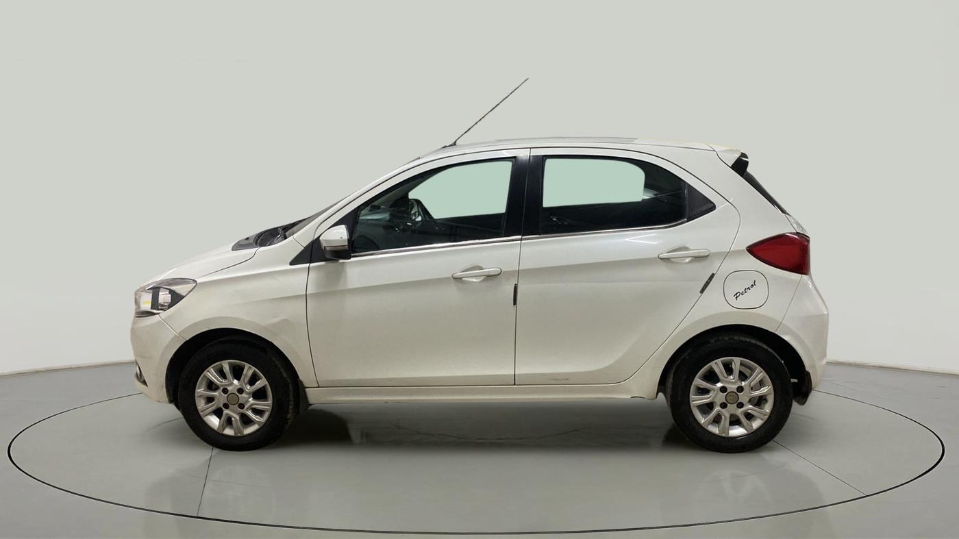 2018 Tata Tiago XZ PETROL, Petrol, Manual, 24,941 km, Left Side