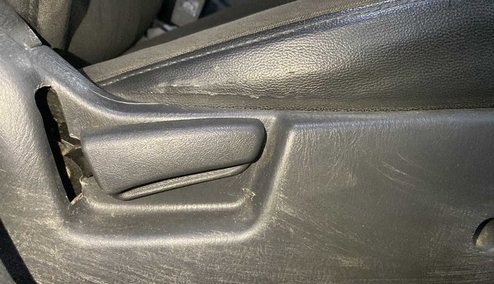 2017 Maruti Alto K10 VXI, Petrol, Manual, 26,415 km, Driver Side Adjustment Panel