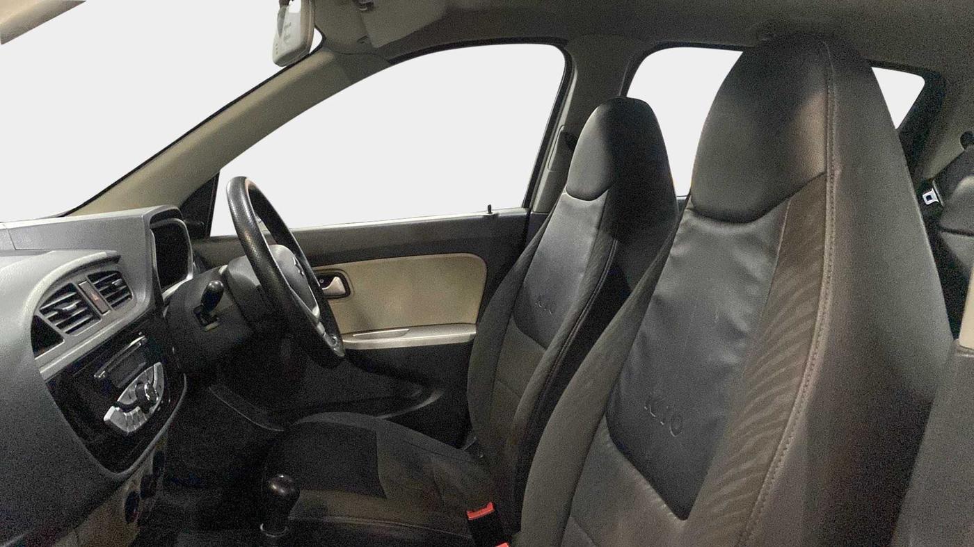 2017 Maruti Alto K10 VXI, Petrol, Manual, 26,415 km, Right Side Front Door Cabin